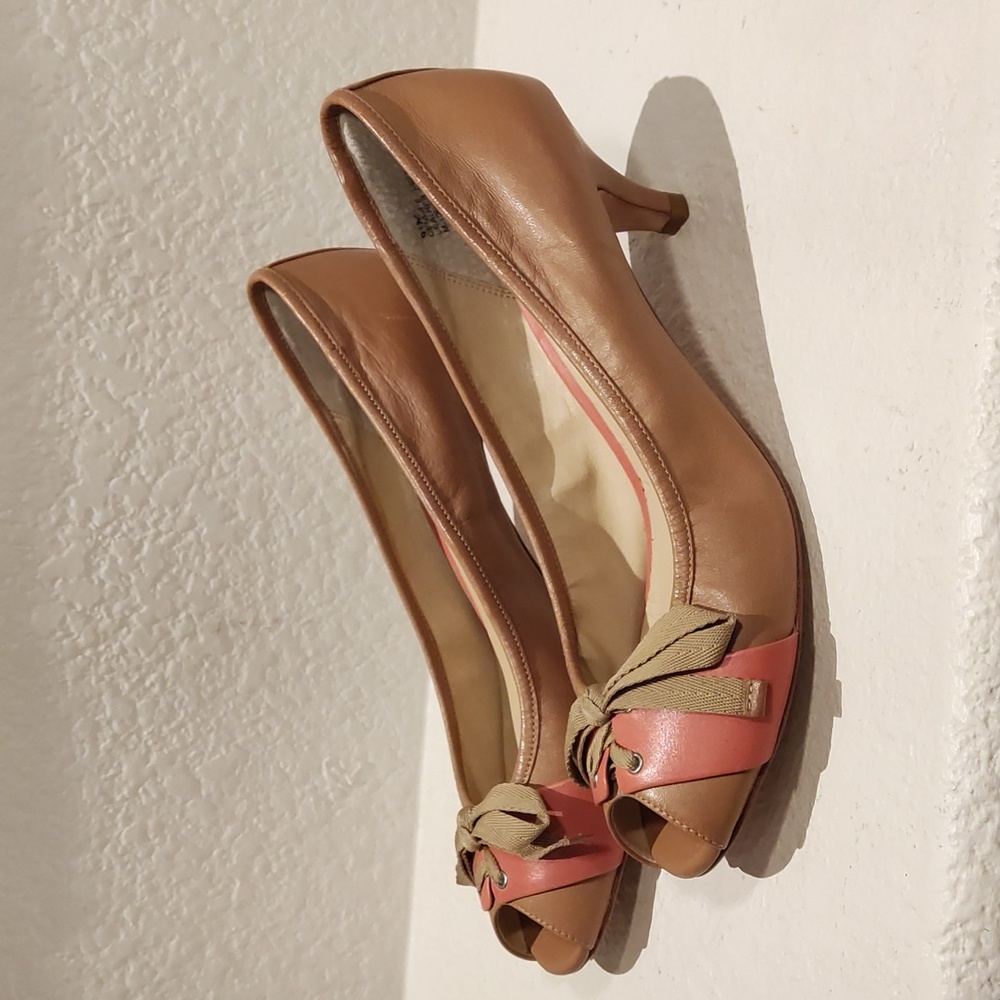 NEW Halogen peep toe pumps heels 9.5